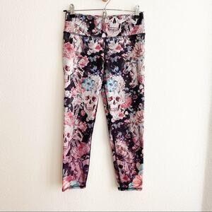 EVCR Evolution & Creation Skull & Roses 7/8 Legging Size Small